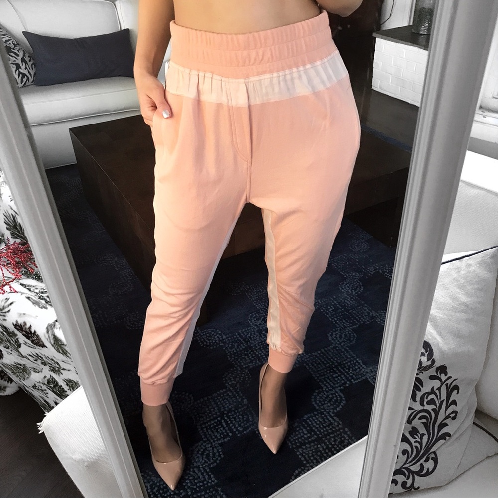 🆕 YOUNG FABULOUS & BROKE 'ODIN' PANTS IN SALMON - Picture 1 of 12
